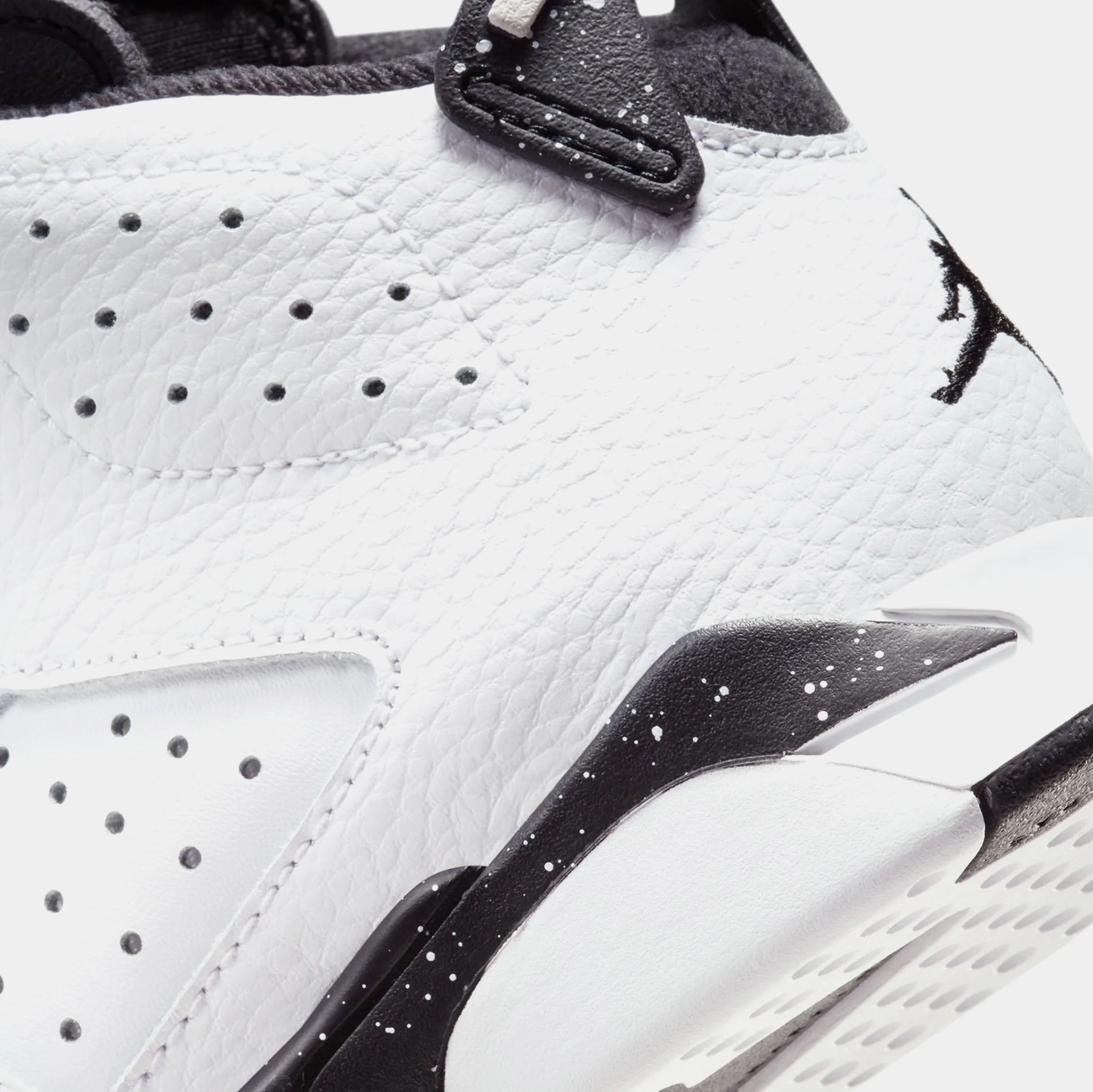 Air Jordan 6 Retro White & Black Preschool Lifestyle Shoes (White/Black)