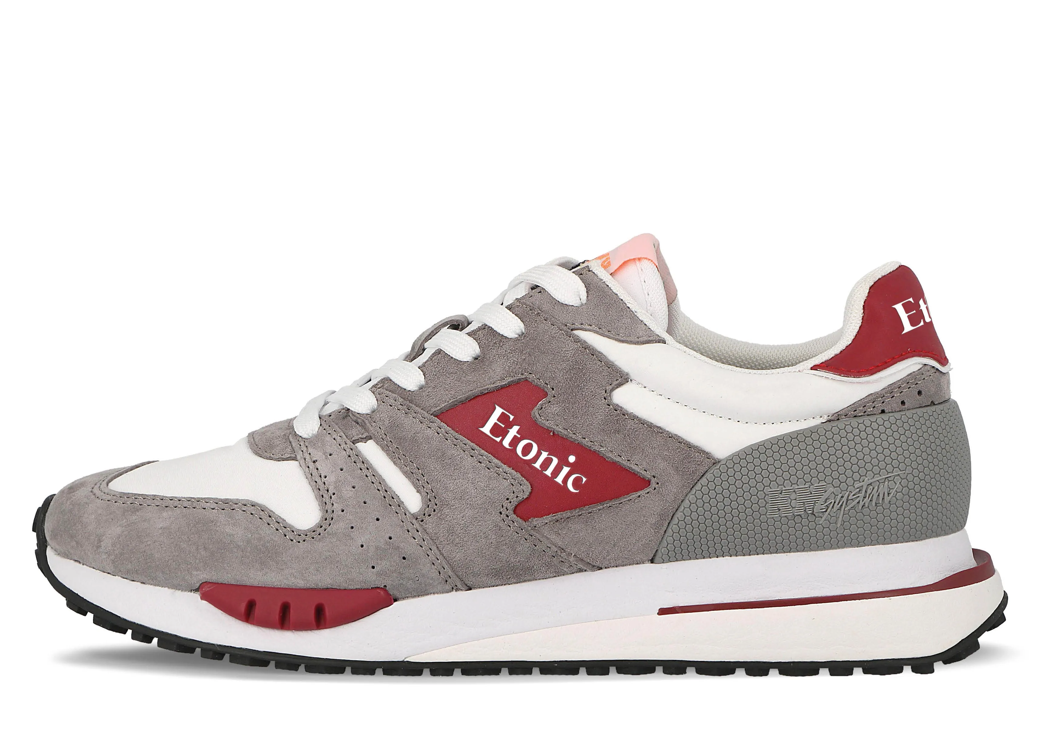 Etonic Quazar runners in white nylon fabric and grey suede with burgundy leather inserts