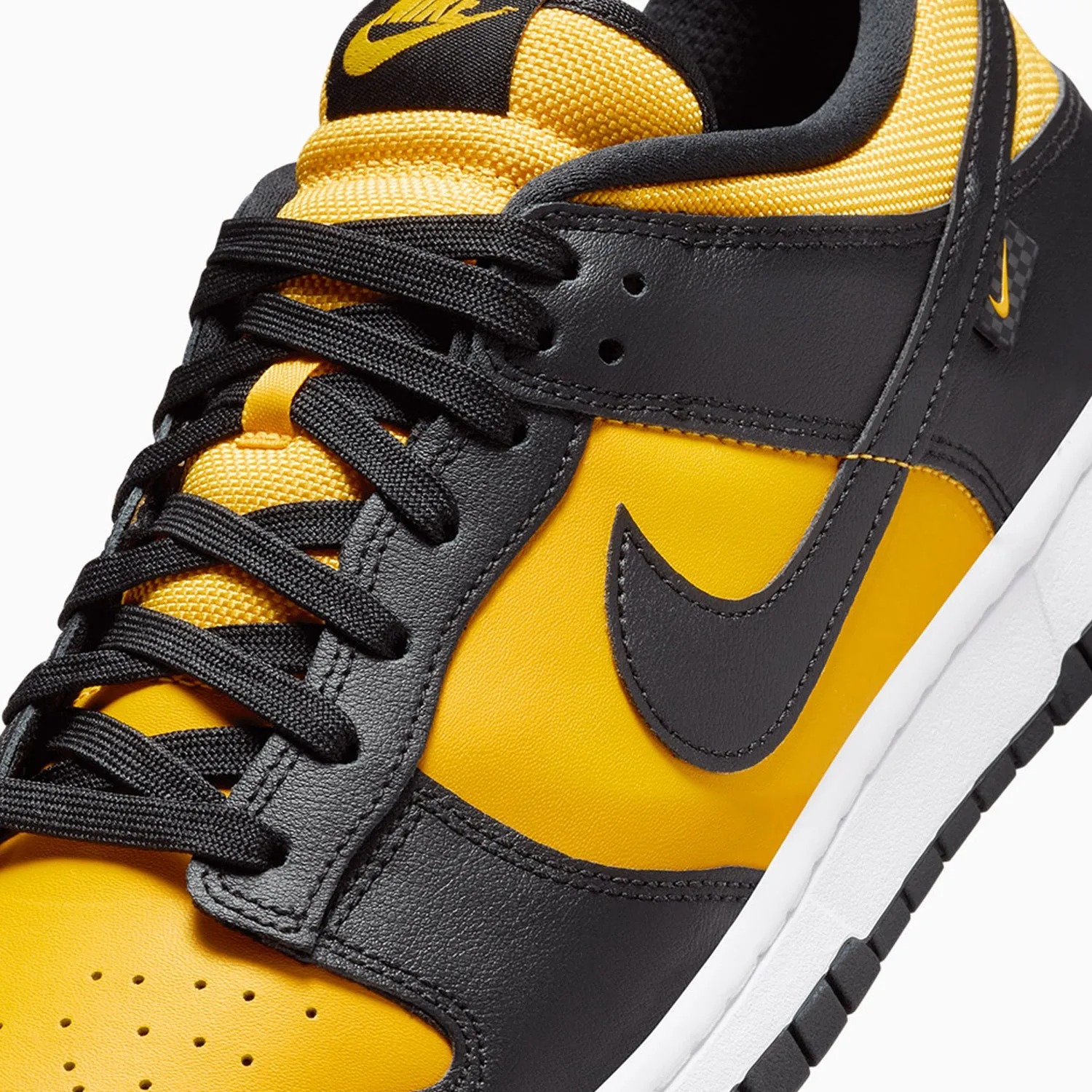 Men's Dunk Low "Black University Gold"