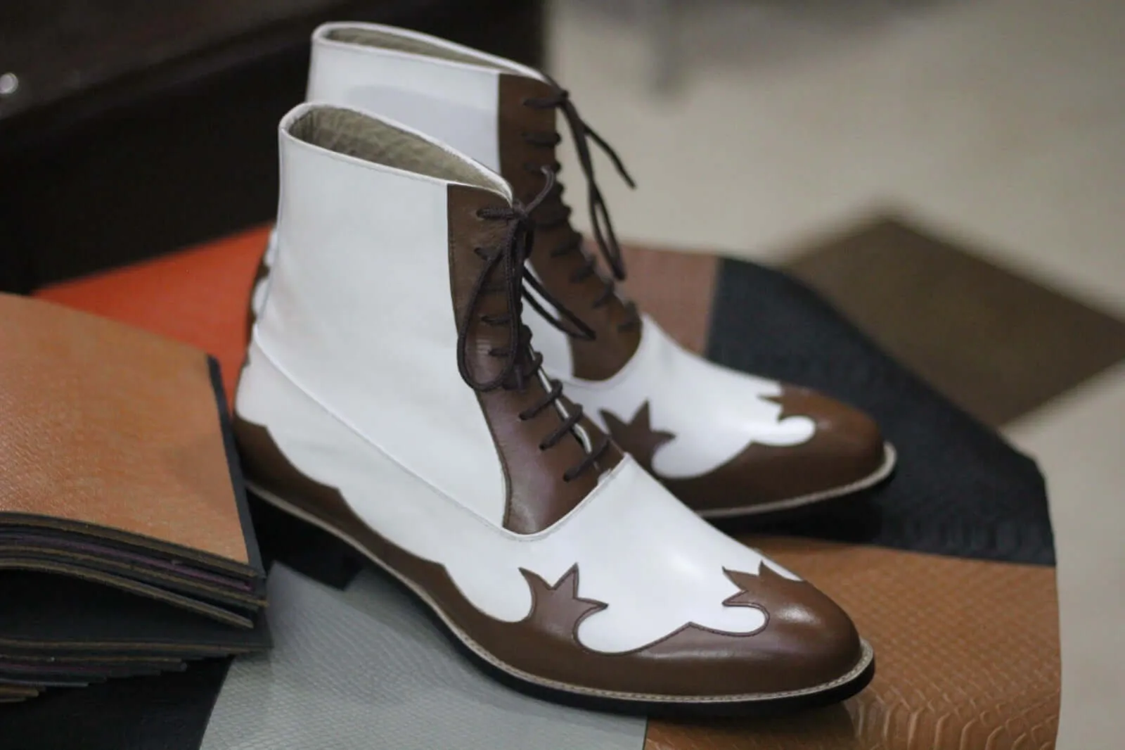 New Hand Painted Brown White Lace Up Ankle Boot, Men's Classic Leather Boot