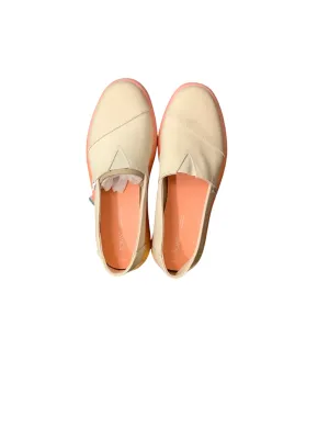 Shoes Flats By Toms In Orange, Size: 10